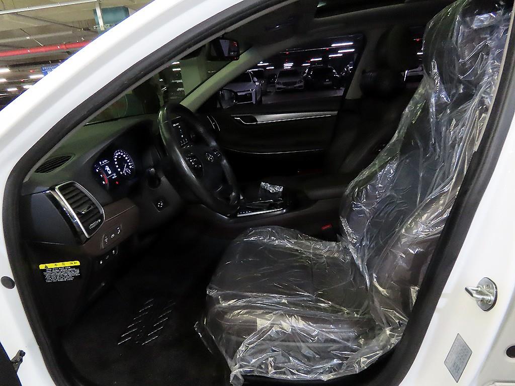 HYUNDAI Grandeur - Vista 6