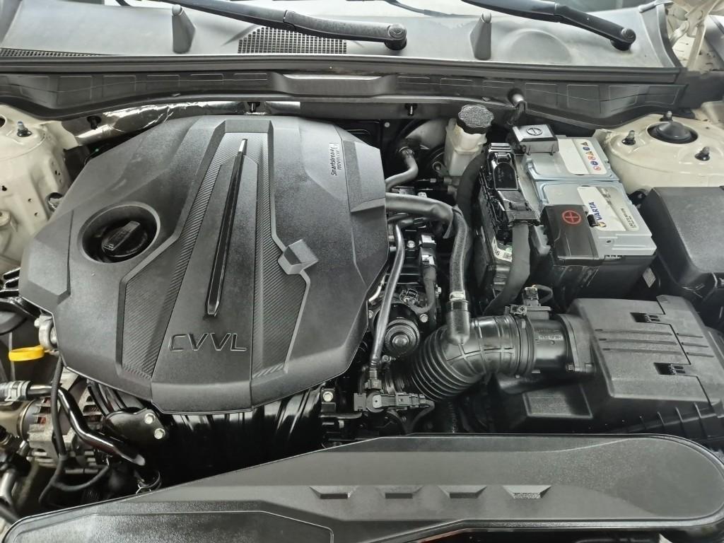 HYUNDAI Sonata - Vista 5