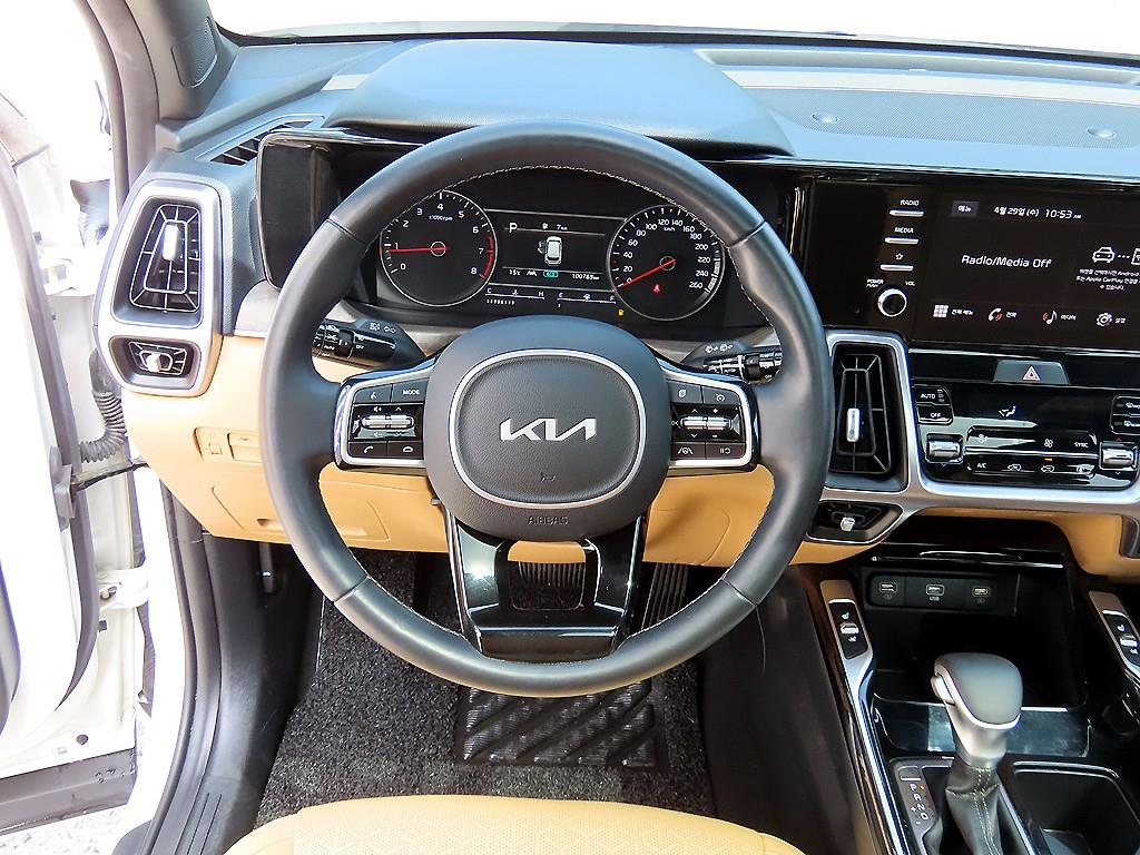 KIA Sorento - Vista 8