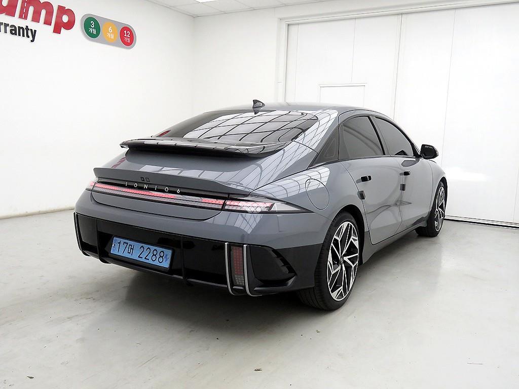 HYUNDAI Ioniq 6 - Vista 4