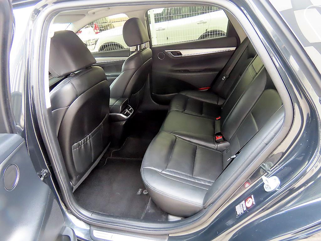 HYUNDAI Grandeur - Vista 6