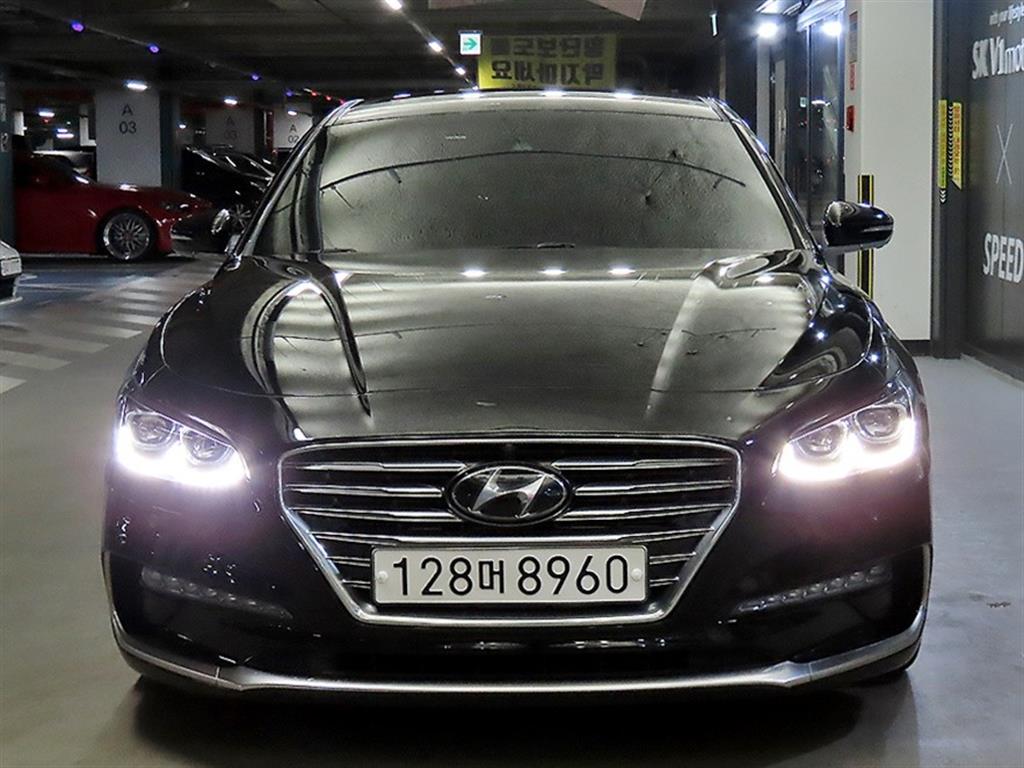 HYUNDAI Grandeur - Vista 2