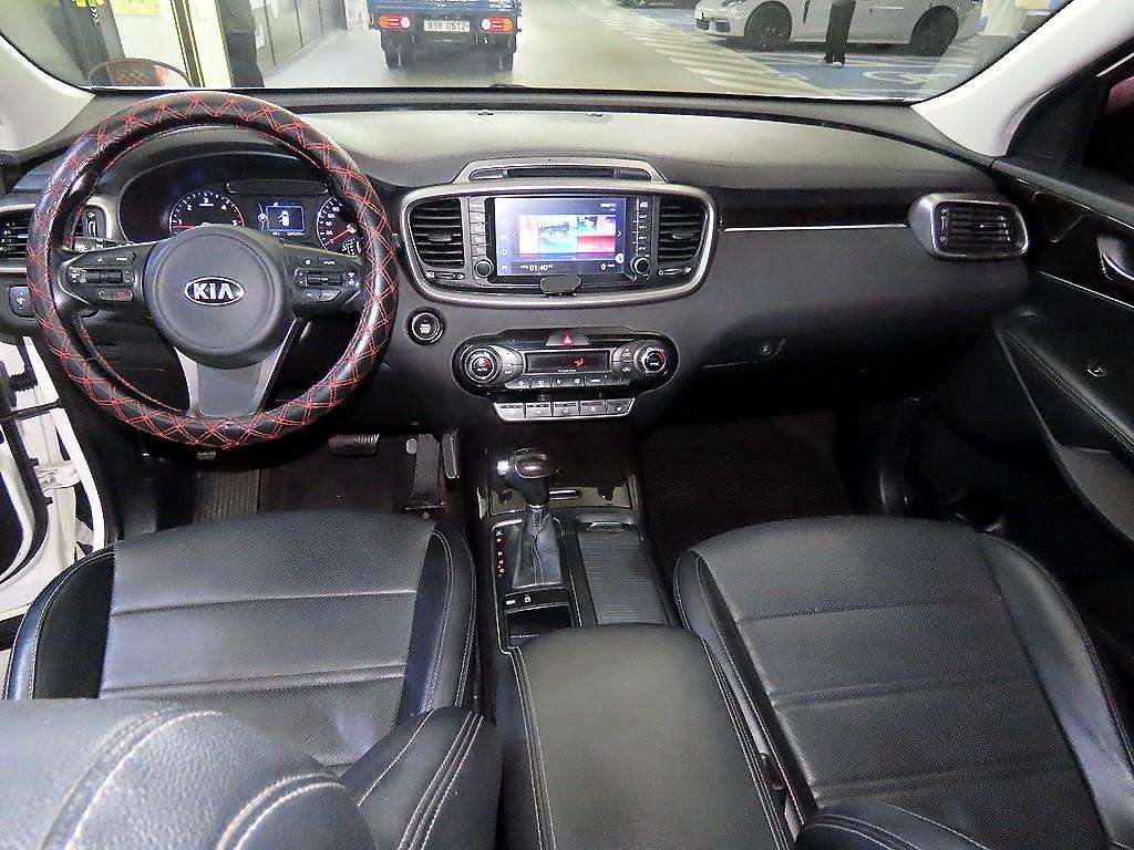 KIA Sorento - Vista 10