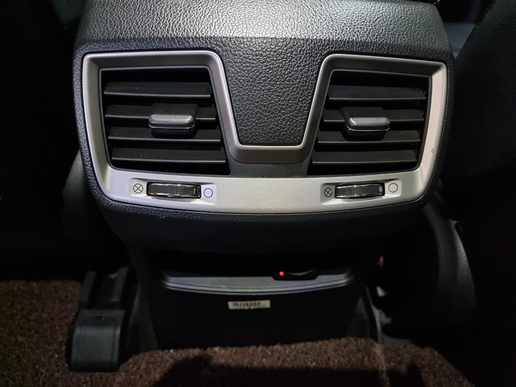 Ssangyong Rexton - Vista 7