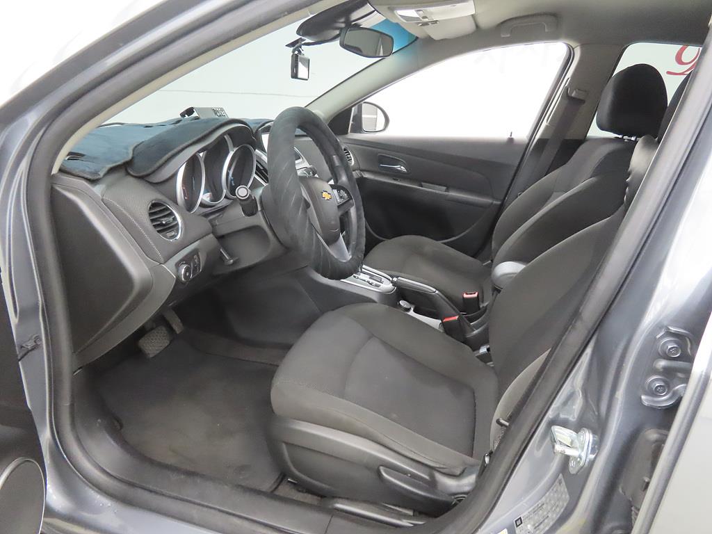 Chevrolet Cruise - Vista 5