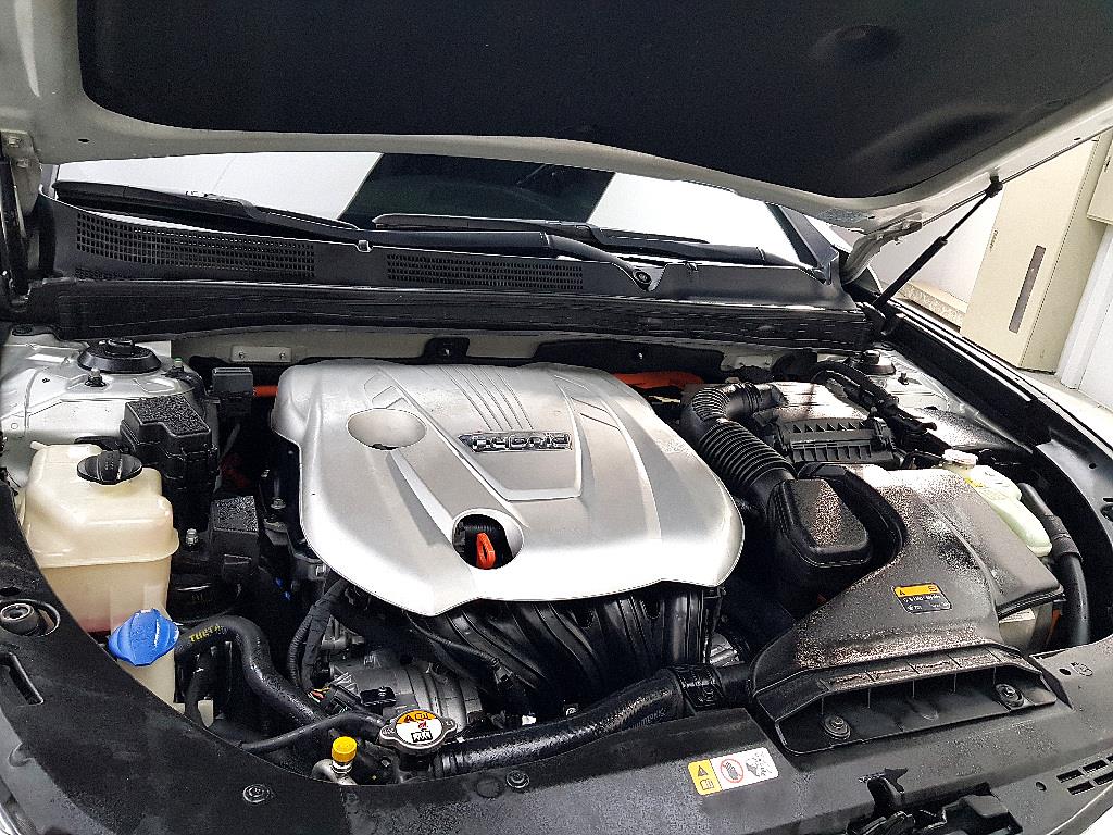 HYUNDAI Grandeur - Vista 6
