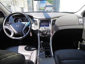 HYUNDAI Sonata - Vista 10