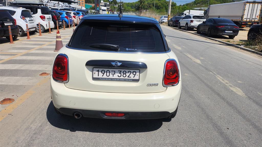 Mini Cooper - Vista 4