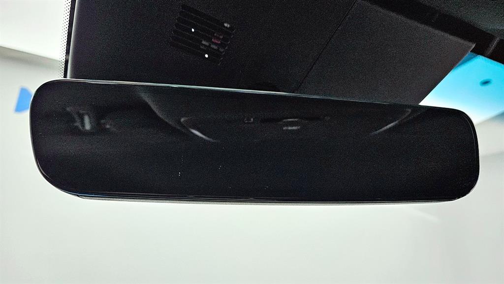 Genesis G70 - Vista 10