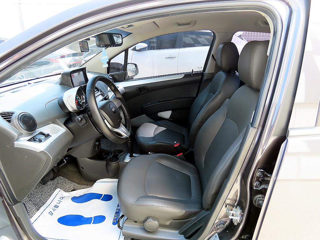 Chevrolet Spark - Vista 5
