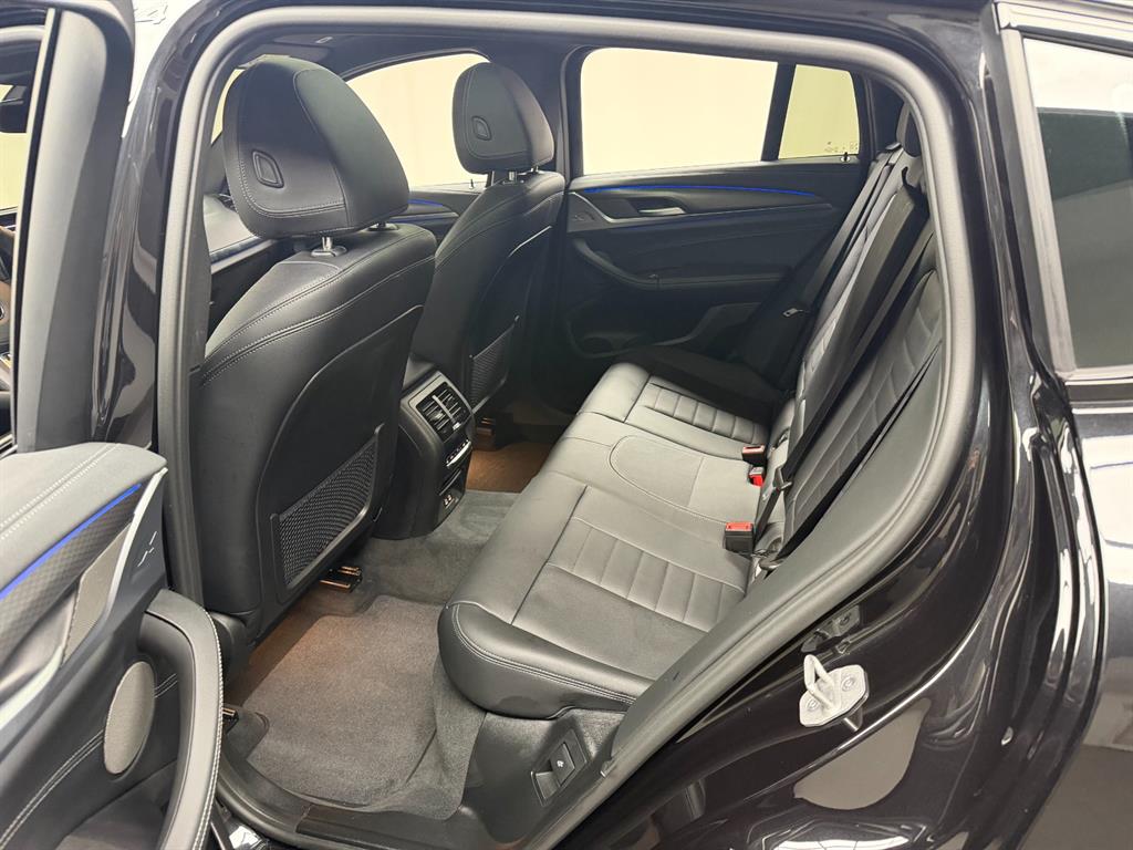 BMW X4 - Vista 11