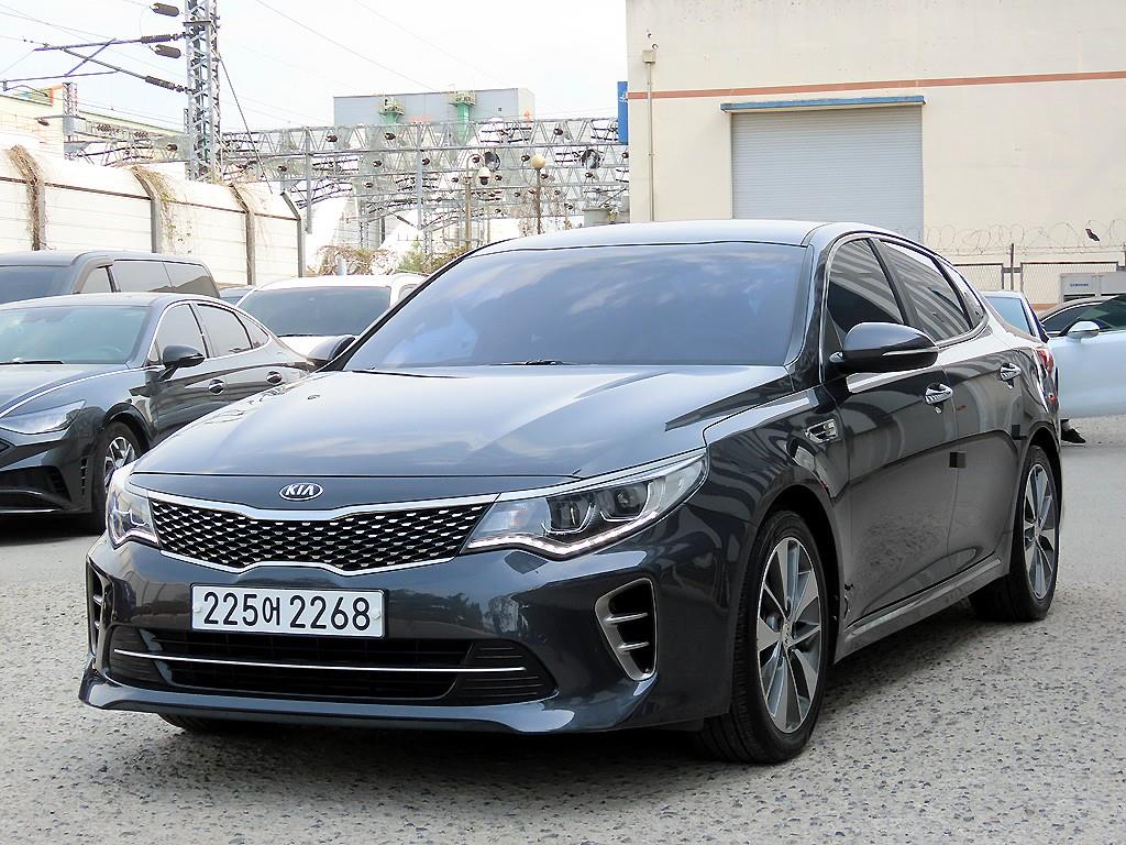 KIA K5 - Vista 2