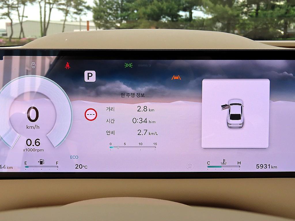 Genesis G80 - Vista 9