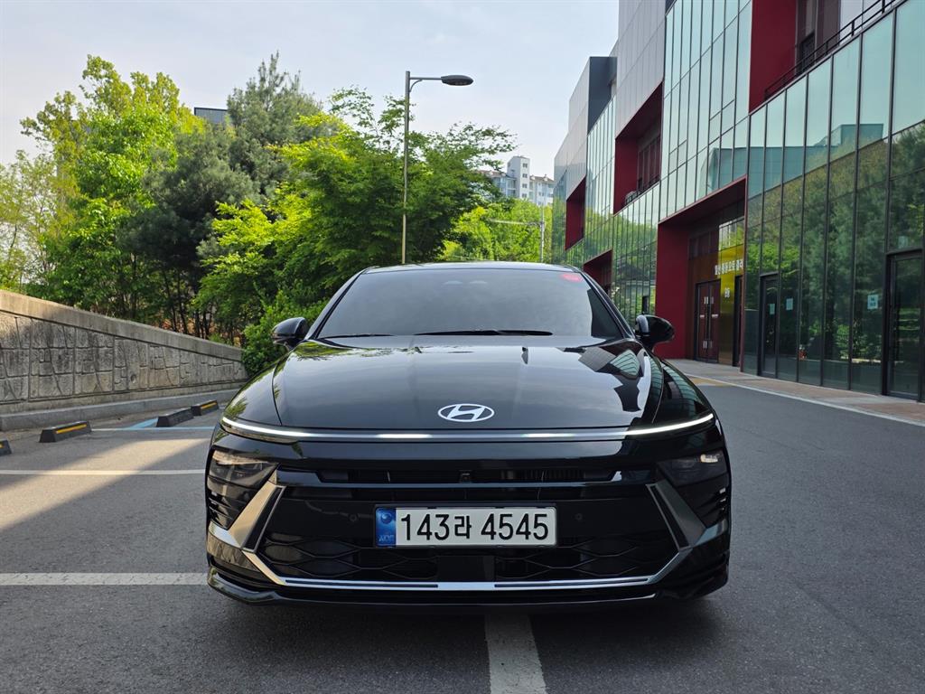 HYUNDAI Sonata 2024 Negro - Importación desde Corea - HF Imports Iquique - Foto 1