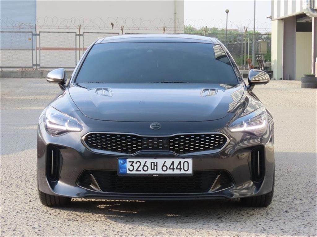 KIA Stinger 2020 Gris - Importación desde Corea - HF Imports Iquique - Foto 1