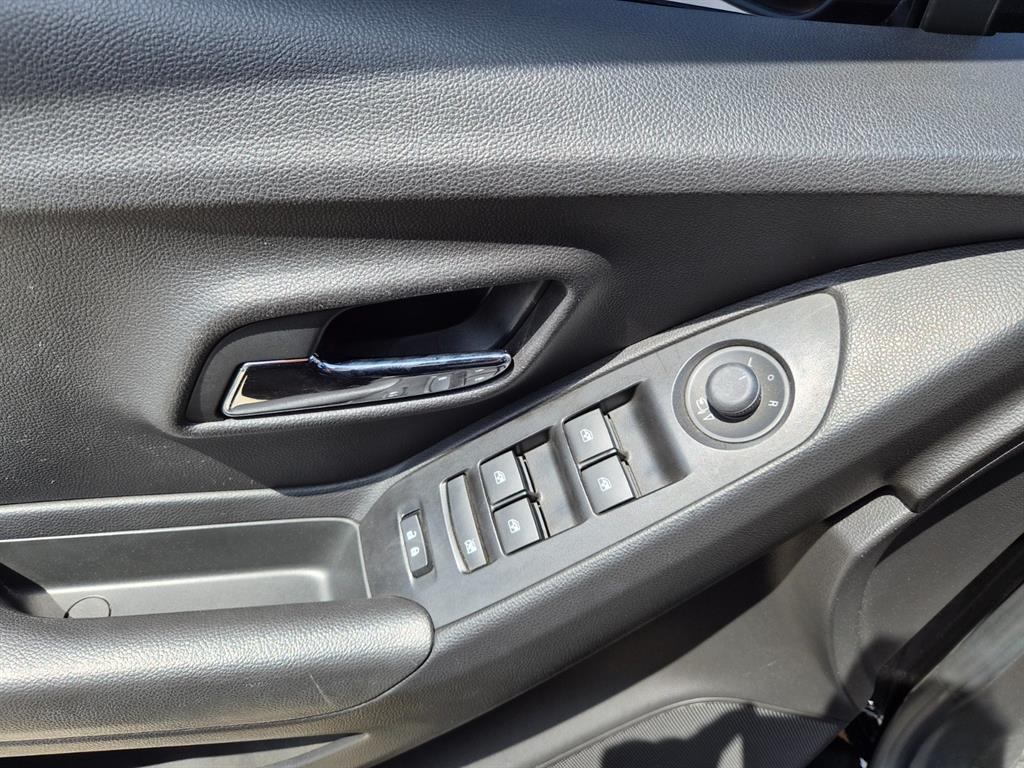 Chevrolet Trax 2019 Negro - Importación desde Corea - HF Imports Iquique - Foto 15