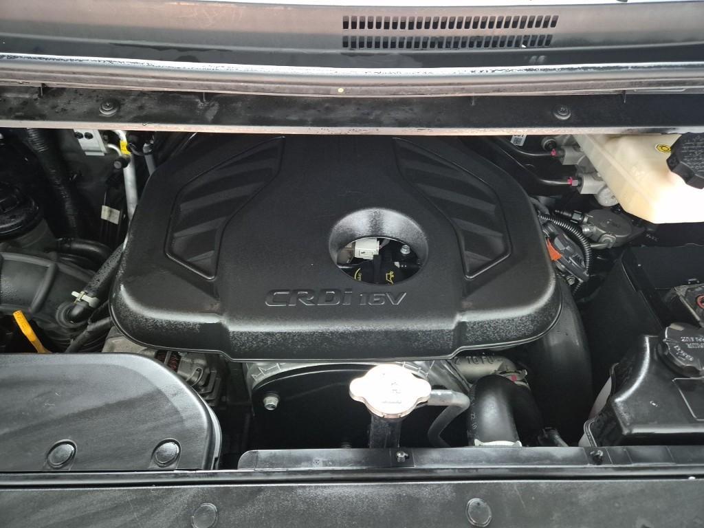 HYUNDAI Starex - Vista 5
