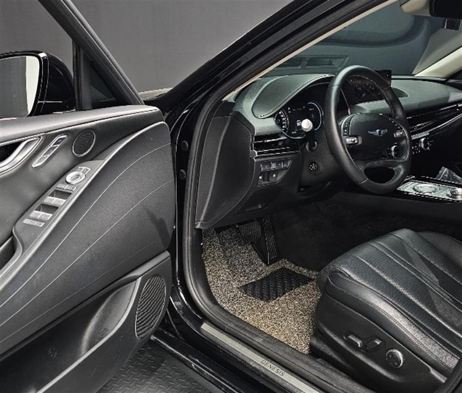 Genesis G80 - Vista 11