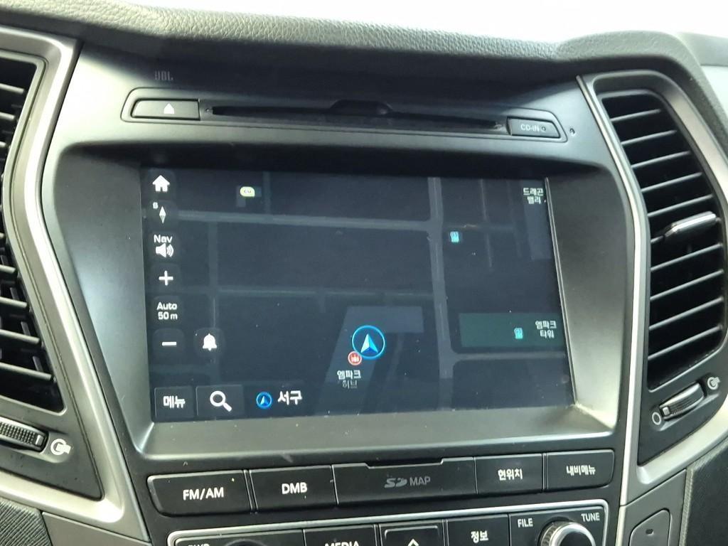 HYUNDAI Maxcruz - Vista 7