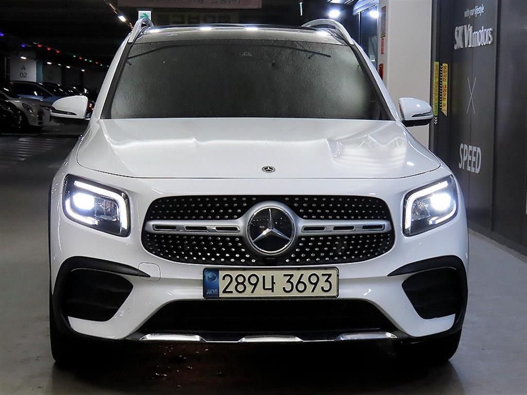 Mercedes Benz GLB Class - Vista 2