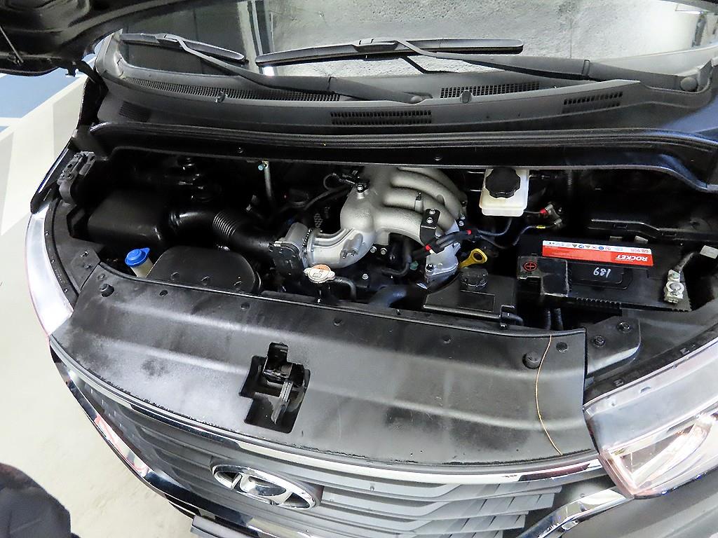 HYUNDAI Starex 2019 Negro - Importación desde Corea - HF Imports Iquique - Foto 17