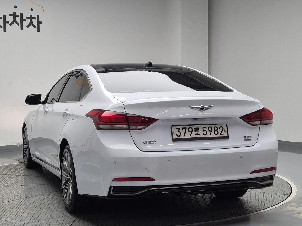 Genesis G80 - Vista 2