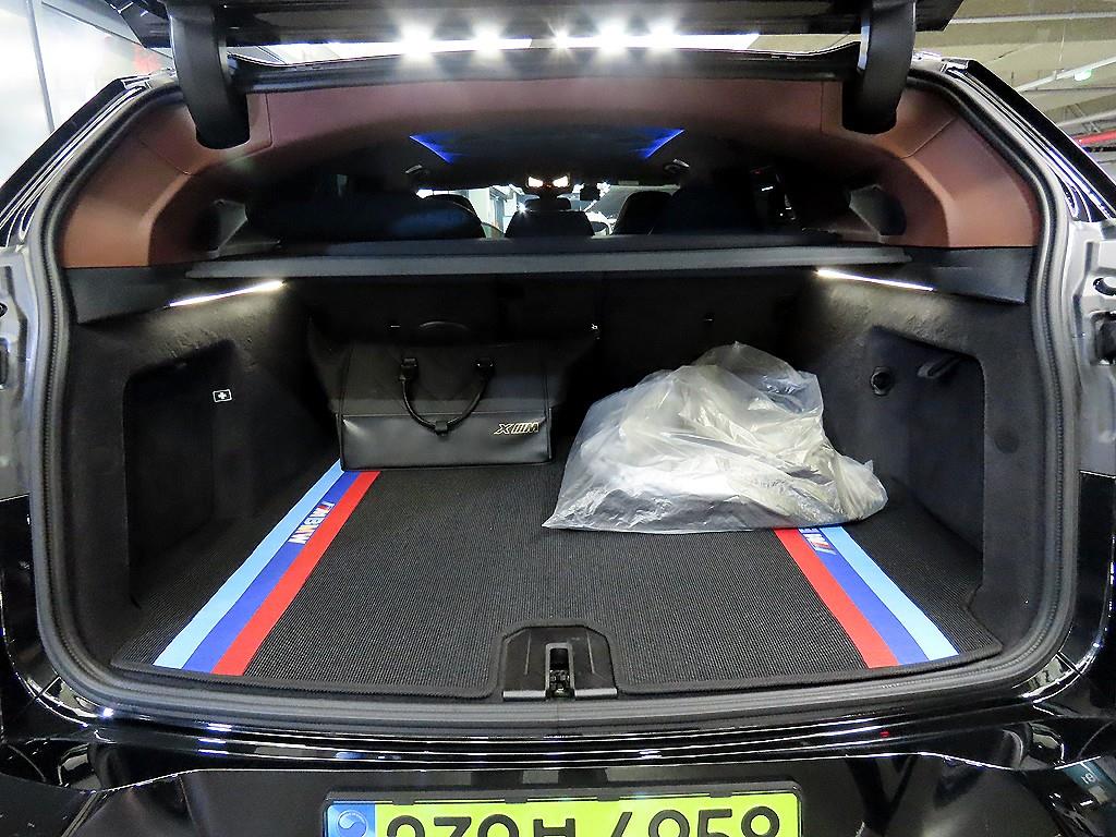 BMW XM 2025 Negro - Importación desde Corea - HF Imports Iquique - Foto 17