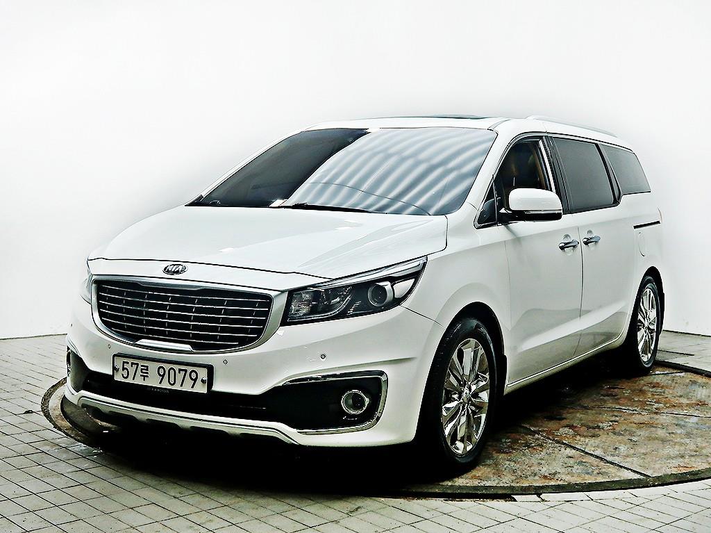 KIA Carnival - Vista 3