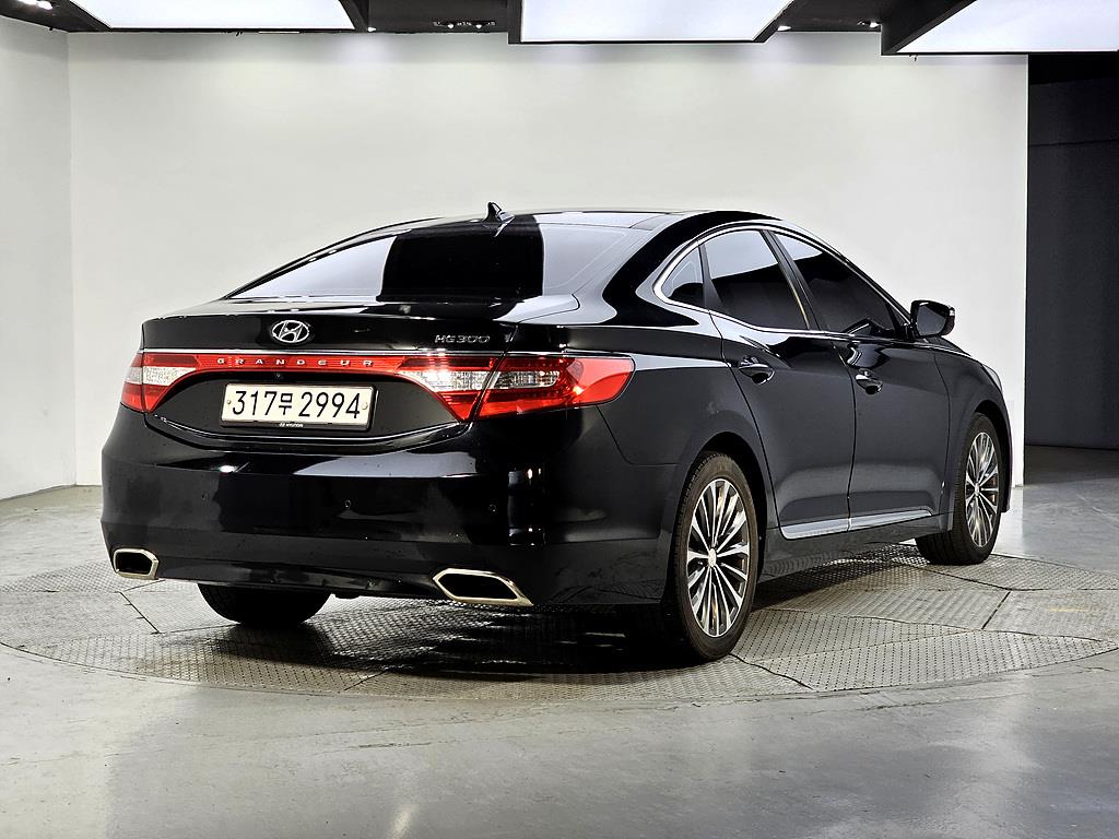 HYUNDAI Grandeur - Vista 4