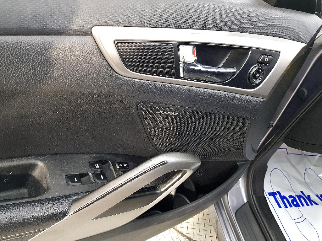 HYUNDAI Veloster - Vista 11