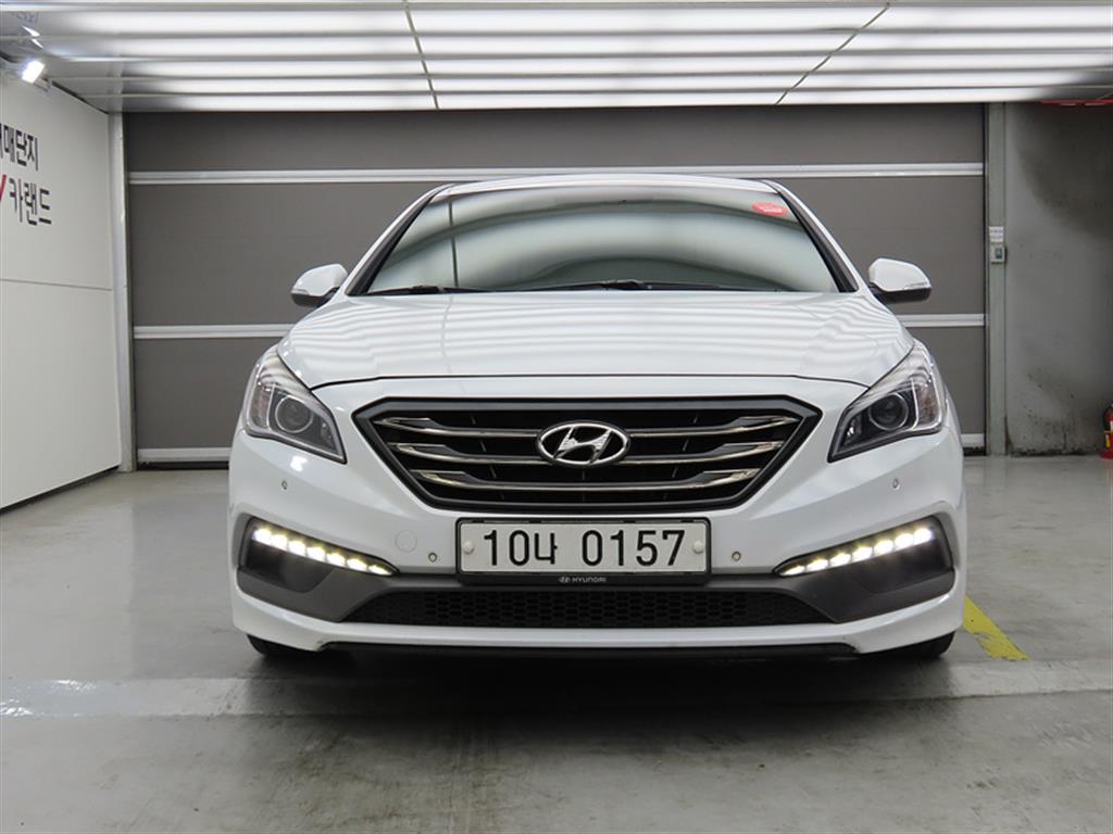 HYUNDAI Sonata - Vista 2