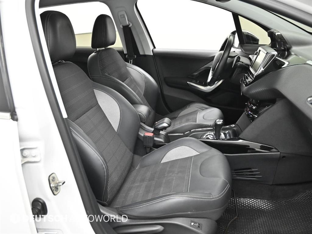 Peugeot 2008 - Vista 10
