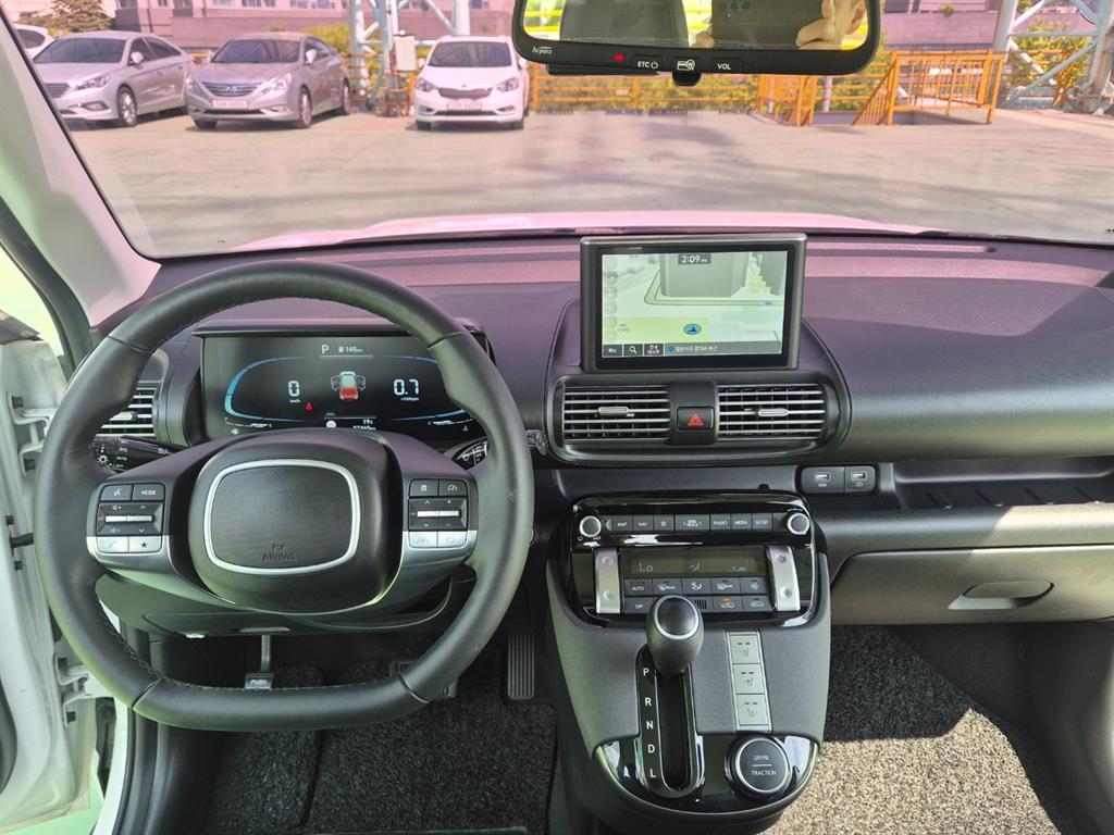 HYUNDAI Casper - Vista 11