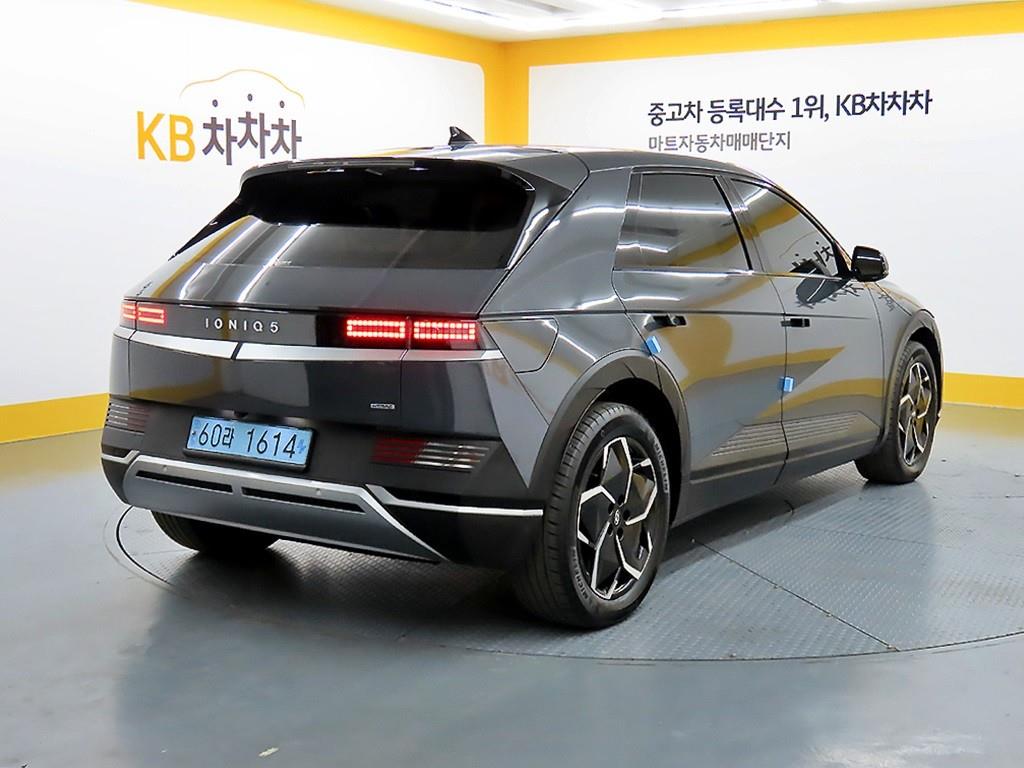 HYUNDAI Ioniq 5 - Vista 4