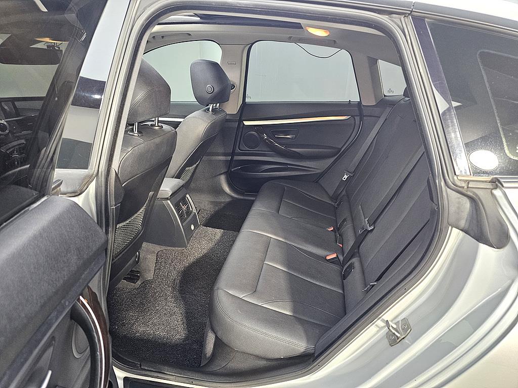 BMW Gran Turismo - Vista 9