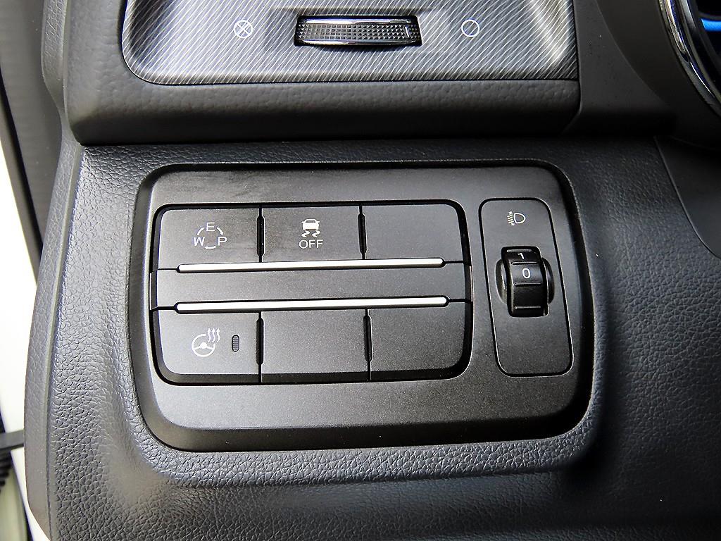 Ssangyong Tivoli - Vista 12