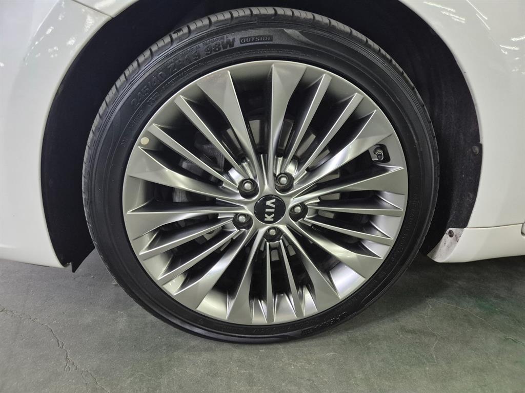 KIA K7 - Vista 8