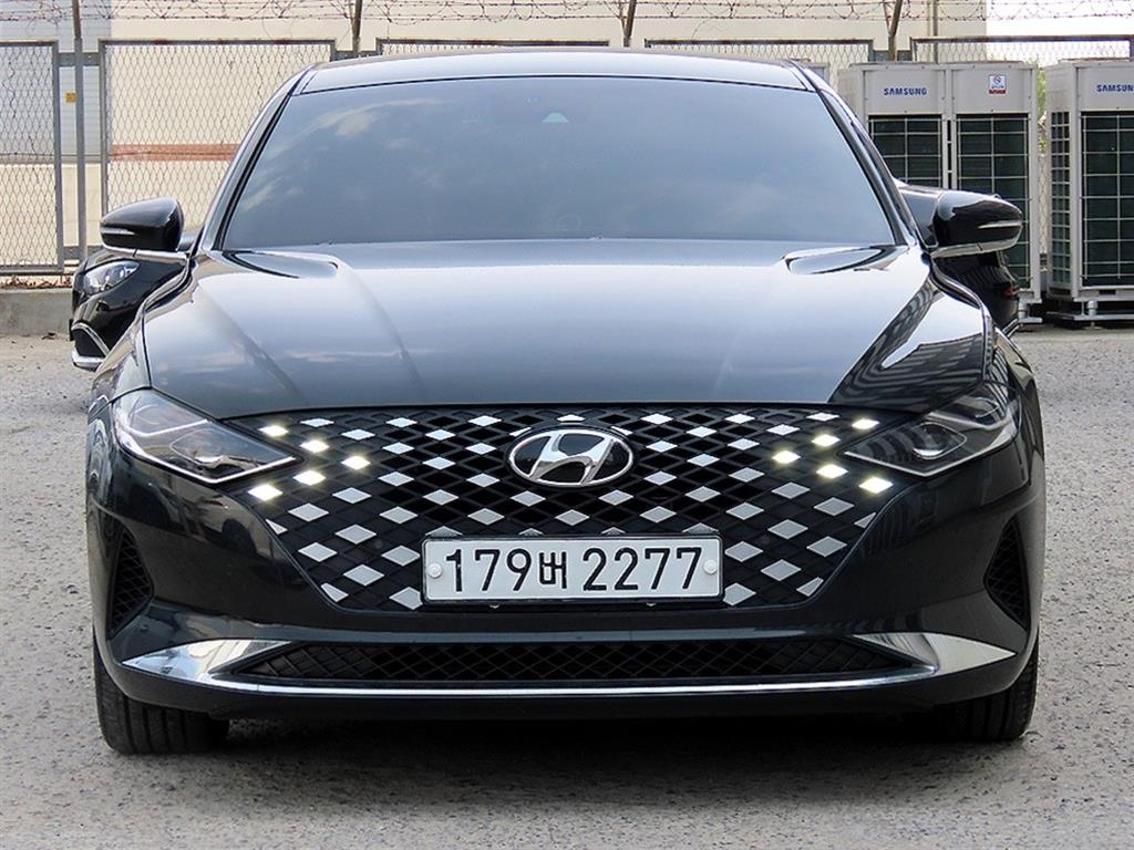 HYUNDAI Grandeur 2020 Negro - Importación desde Corea - HF Imports Iquique - Foto 1