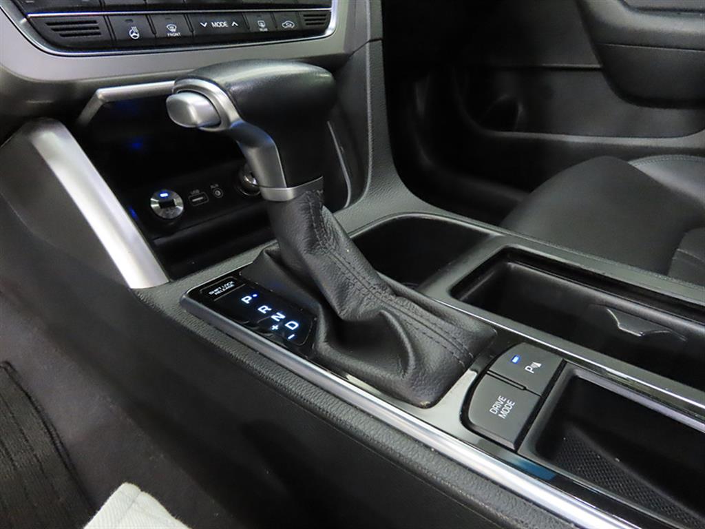 HYUNDAI Sonata - Vista 9