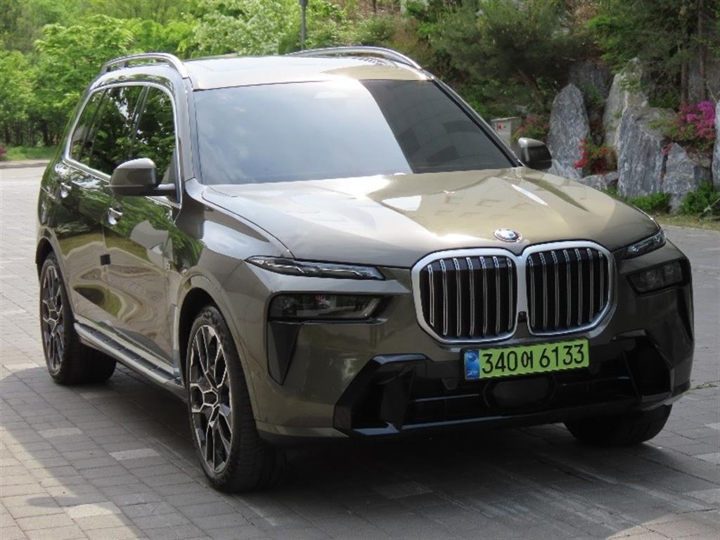BMW X7 - Vista 3