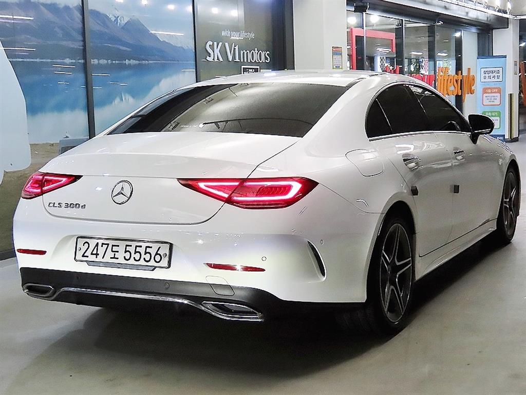 Mercedes Benz CLS Class - Vista 4
