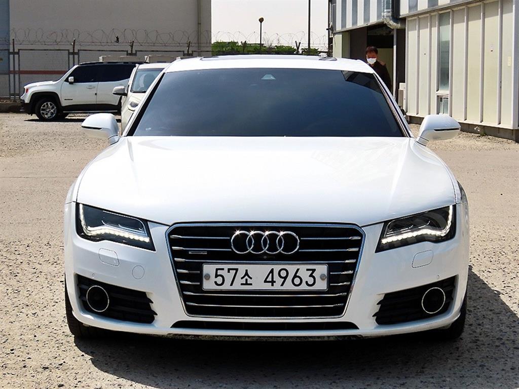 Audi A7 2014 Blanco - Importación desde Corea - HF Imports Iquique - Foto 1