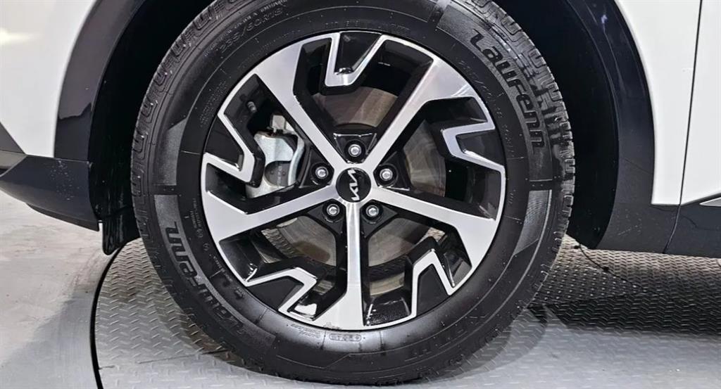 KIA Sportage - Vista 5