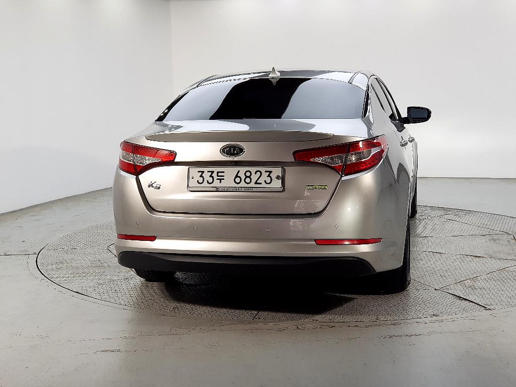 KIA K5 - Vista 3