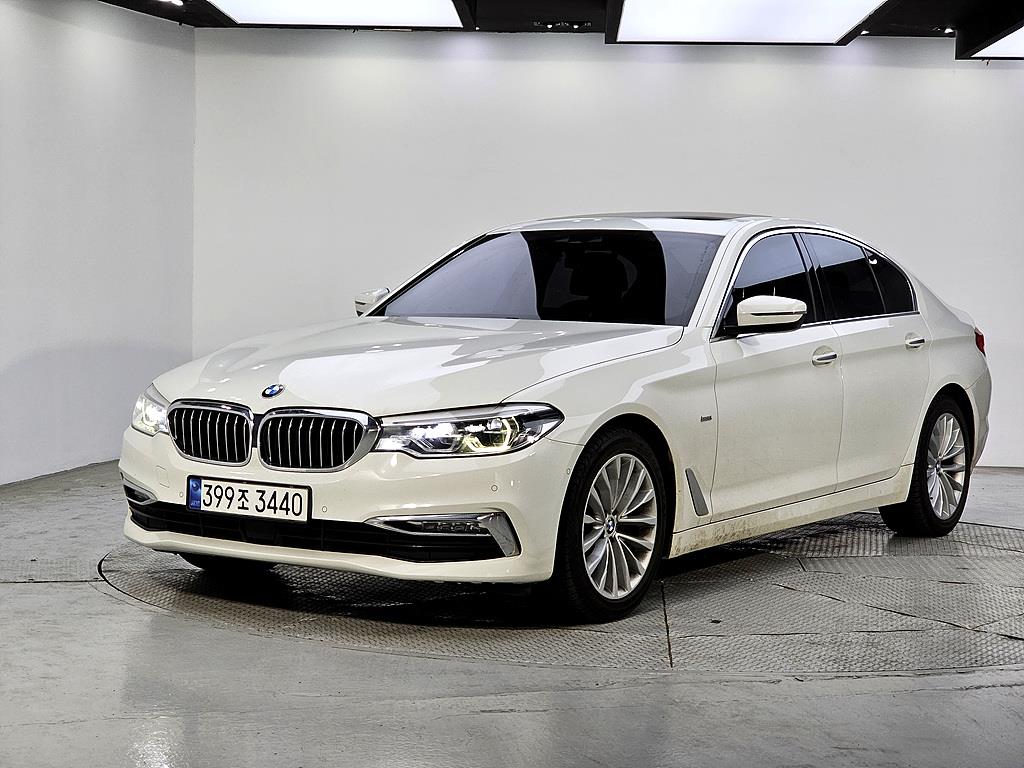 BMW 5 Series 2018 Blanco - Importación desde Corea - HF Imports Iquique - Foto 1