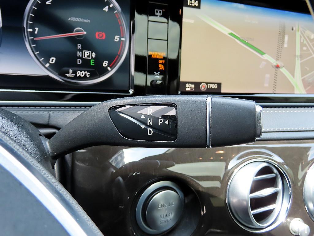Mercedes Benz S Class - Vista 10