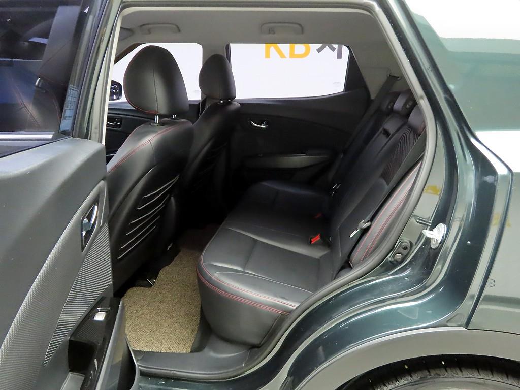 Ssangyong Tivoli 2017 Verde - Importación desde Corea - HF Imports Iquique - Foto 13