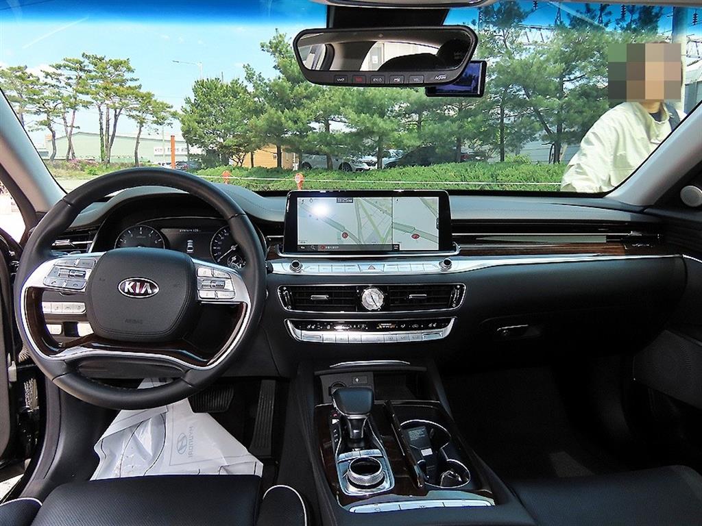 KIA K9 - Vista 7
