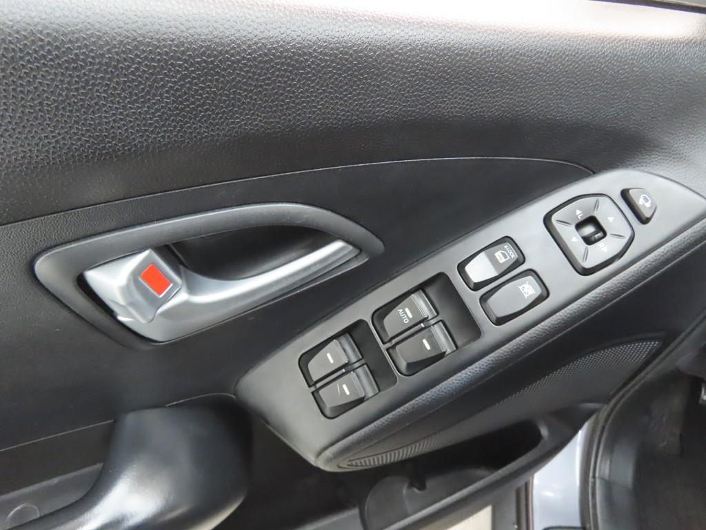 HYUNDAI Tucson - Vista 9