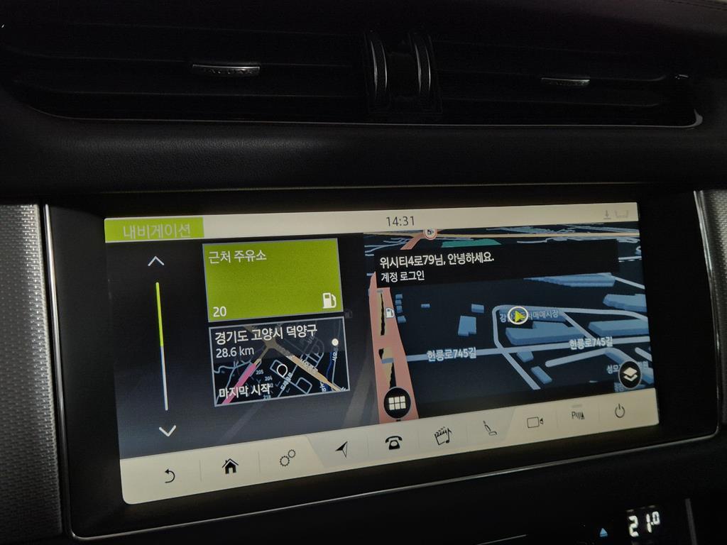 Jaguar XF - Vista 7